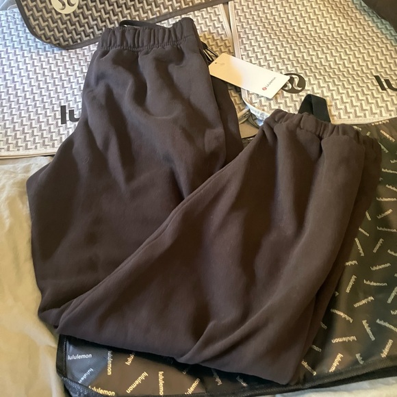 lululemon athletica Pants - NWT Lululemon Scuba Mid-Rise Oversized Jogger *Regular, S, SEQUOIA